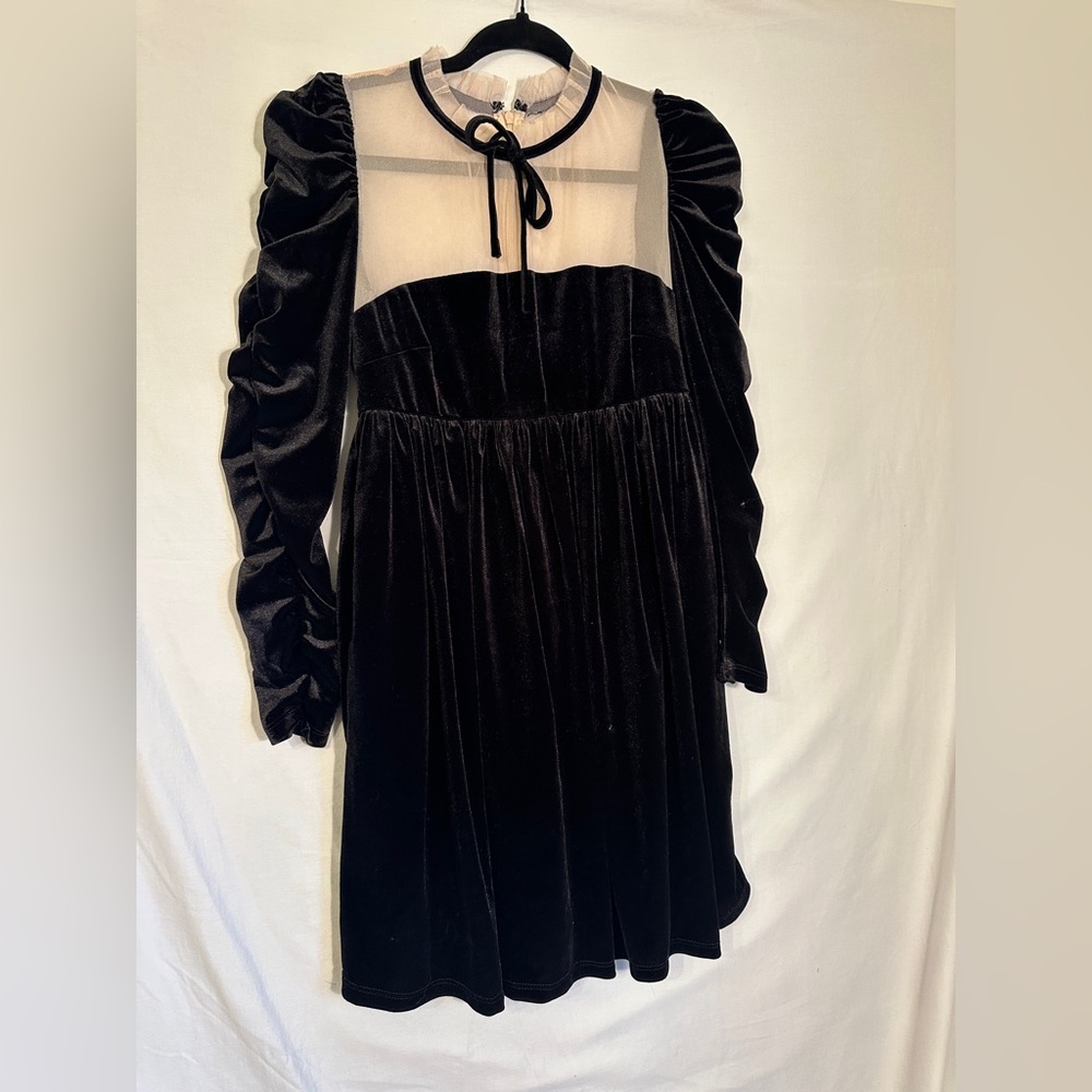 Chelsea & Violet Black Velvet Long Sleeve Dress